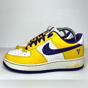 Nike Kids Sneakers in Yellow, Purple & White